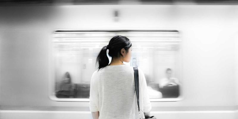 Follicular Unit Extraction (FUE):现代植发技术与头皮健康管理的全面解析