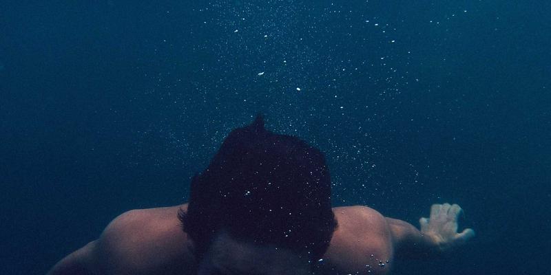 Hair Transplant 101: 从FUE植发到头皮养护的全面指南