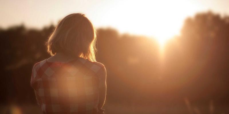 从传统到微创：毛发移植技术趋势与美学理念的革新