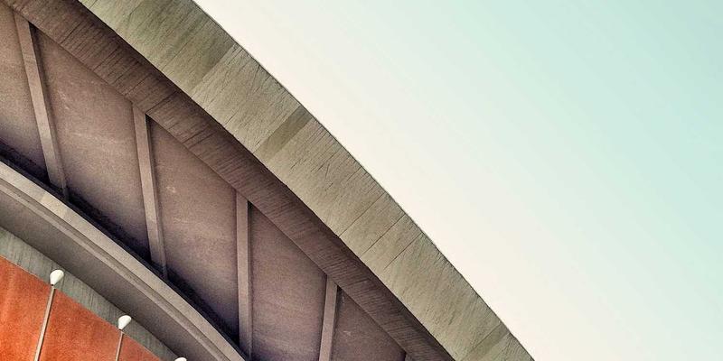 植发后原生发继续脱落？全面解析FUE术后长期维护策略与有效治疗方案