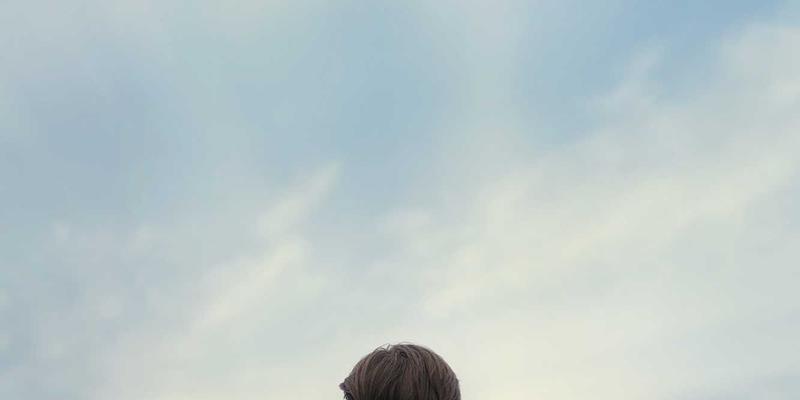 植发技术新篇章：从FUE植发到头皮综合治疗，科学应对脱发困扰